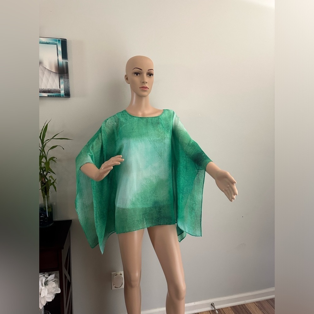 Milano Poncho Women’s Top Green Size Small